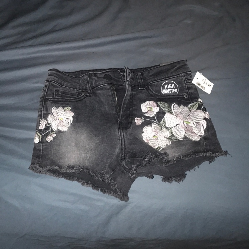 Aeropostale High-waisted shorts (size 00)